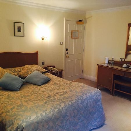 Millhouse Hotel And Riverside Restaurant Sharnbrook Extérieur photo