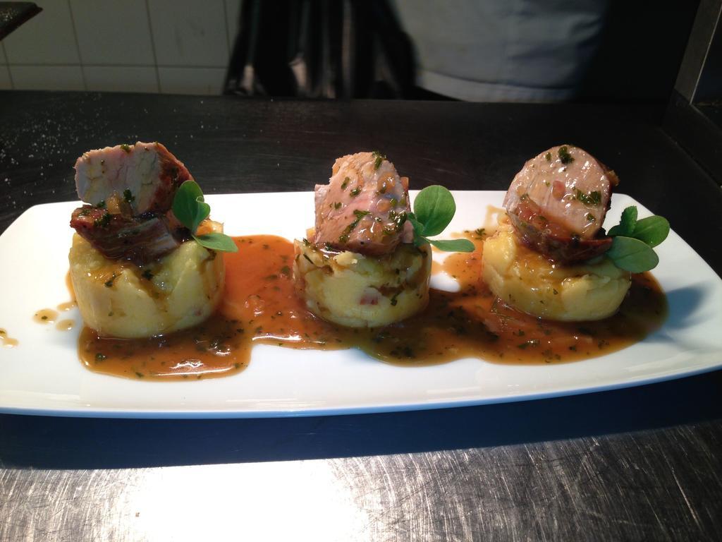 Millhouse Hotel And Riverside Restaurant Sharnbrook Extérieur photo